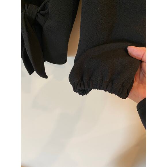 Texture & Thread by Madewell Crepe V- Neck Wrap Top Black Women's Size Medium - Picture 6 of 12